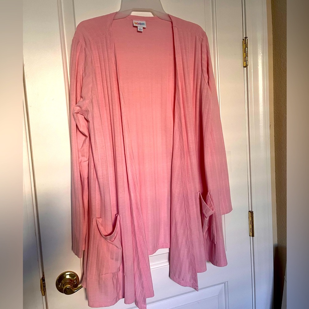 LuLaRoe open front cardigan Sz L. Pastel pink ribbed knit